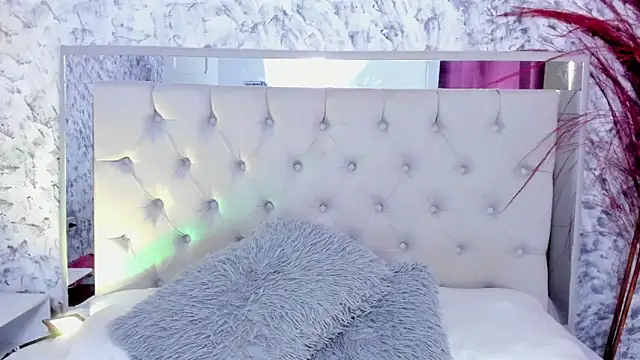 Snapshot of Ariana_greenblat chatting on October 7, 2025, 4:08 pm Ariana greenblat online show from October 7, 2025, 4:08 pm