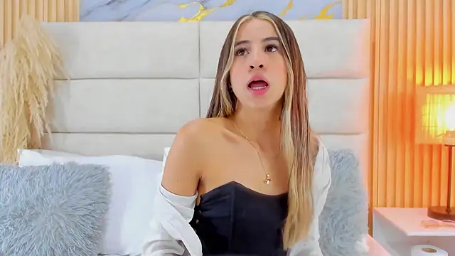 Ariana greenblat online show from March 26, 2026, 1:20 pm