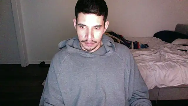 NicaBOi online show from February 25, 2025, 1:21 pm
