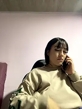 Melody rousse  online show from January 15, 2026, 7:28 pm