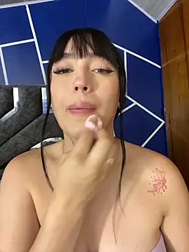 Snapshot of Melody_rousse_ chatting on September 22, 2025, 4:13 pm Melody rousse online show from September 22, 2025, 4:13 pm