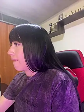 Snapshot of Melody_rousse_ chatting on October 21, 2025, 8:30 pm Melody rousse online show from October 21, 2025, 8:30 pm