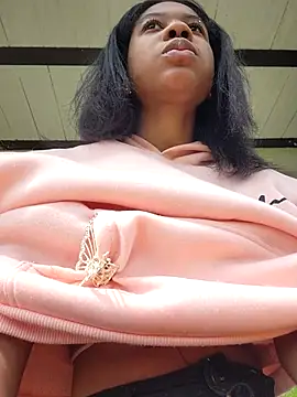 Snapshot of Zaira_Rose_ chatting on October 25, 2025, 3:01 pm Zaira Rose  online show from October 25, 2025, 3:01 pm