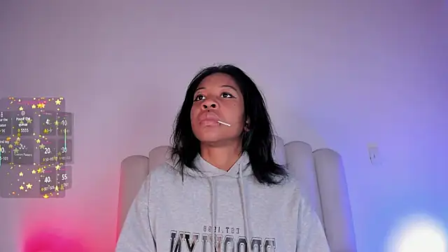 Snapshot of Zaira_Rose_ chatting on October 21, 2025, 1:10 pm Zaira Rose  online show from October 21, 2025, 1:10 pm