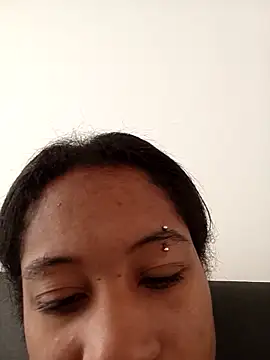 Snapshot of Zaira_Rose_ chatting on November 3, 2025, 5:27 pm Zaira Rose  online show from November 3, 2025, 5:27 pm