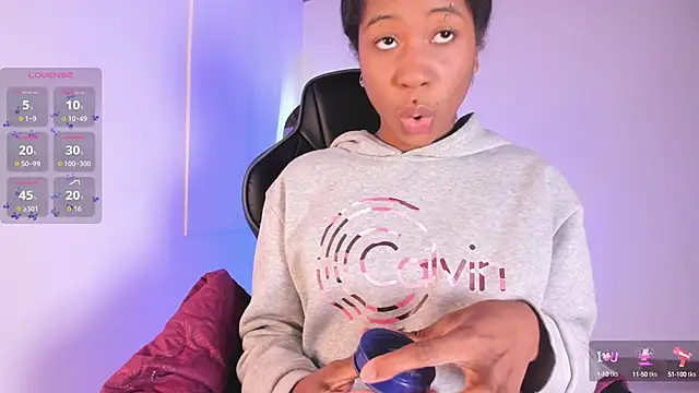 Snapshot of Zaira_Rose_ chatting on September 26, 2025, 12:56 pm Zaira Rose  online show from September 26, 2025, 12:56 pm