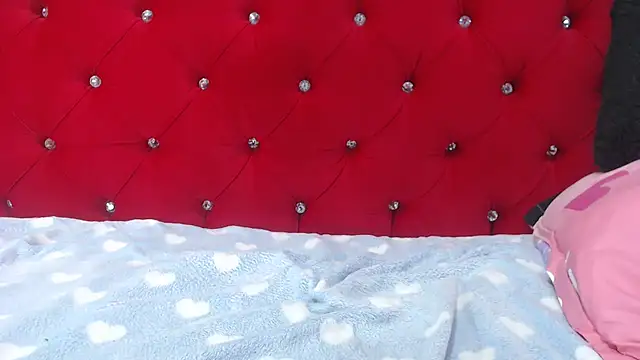 Ariasmithog online show from January 14, 2026, 7:45 am