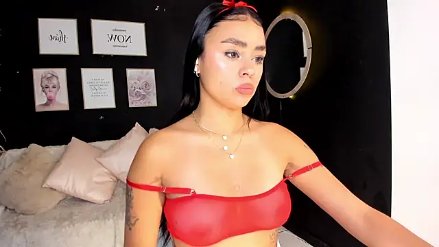 meli ortiz  online show from February 22, 2025, 12:40 pm
