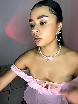 Snapshot of meli_ortiz_ chatting on September 25, 2025, 3:51 pm meli ortiz online show from September 25, 2025, 3:51 pm