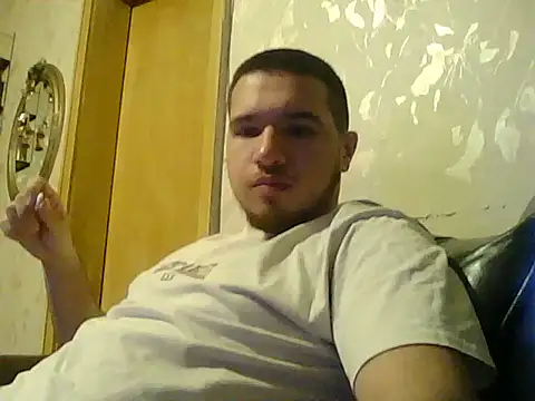 Drag Queen online show from February 9, 2025, 6:47 pm