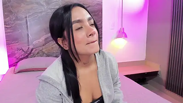 Estefy gomez09 online show from February 27, 2025, 3:08 am