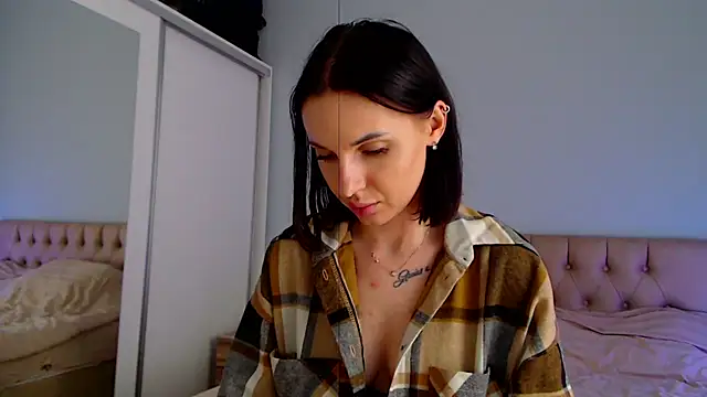 Snapshot of thenameless_ chatting on March 14, 2025, 2:30 pm thenameless online show from March 14, 2025, 2:30 pm