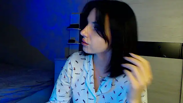 Snapshot of thenameless_ chatting on February 9, 2025, 4:40 pm thenameless online show from February 9, 2025, 4:40 pm