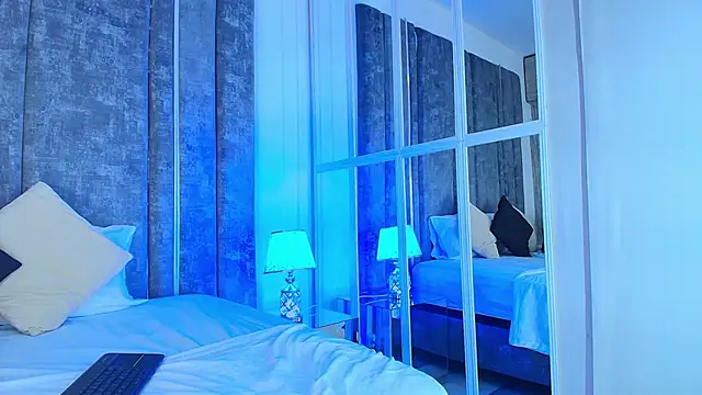 AliDiaz  online show from February 27, 2026, 7:24 pm