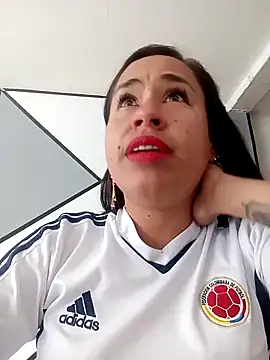 kamila lovee online show from March 20, 2025, 4:31 pm