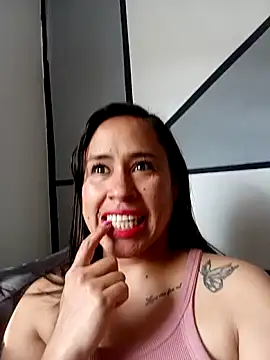 kamila lovee online show from March 13, 2025, 9:16 pm