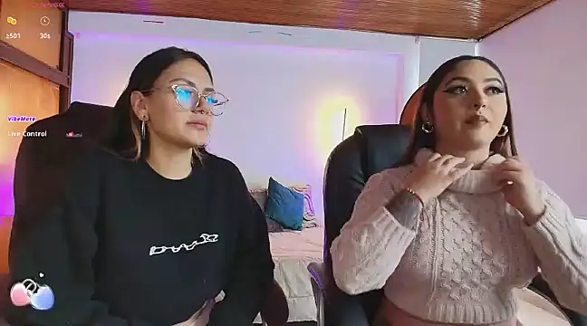 Snapshot of _Emma11 chatting on March 22, 2025, 7:31 pm  Emma11 online show from March 22, 2025, 7:31 pm