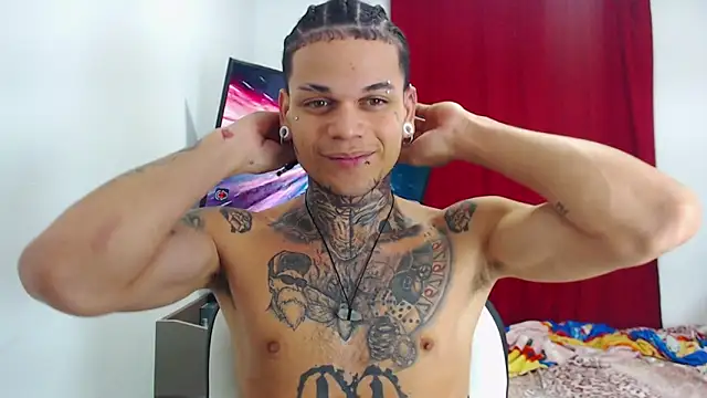 hot man05 online show from October 23, 2025, 10:41 pm