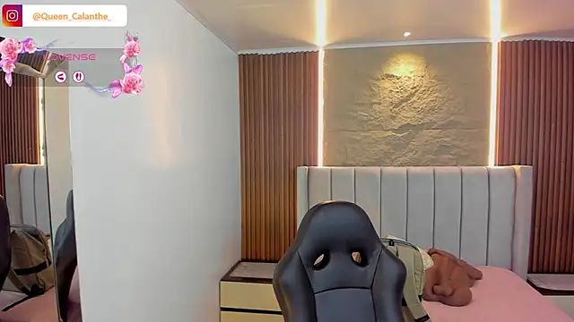 CALANTHELOVE1 online show from April 10, 2026, 1:18 pm