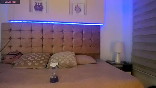 Snapshot of eimmy_jamess chatting on March 7, 2025, 12:01 pm eimmy jamess online show from March 7, 2025, 12:01 pm