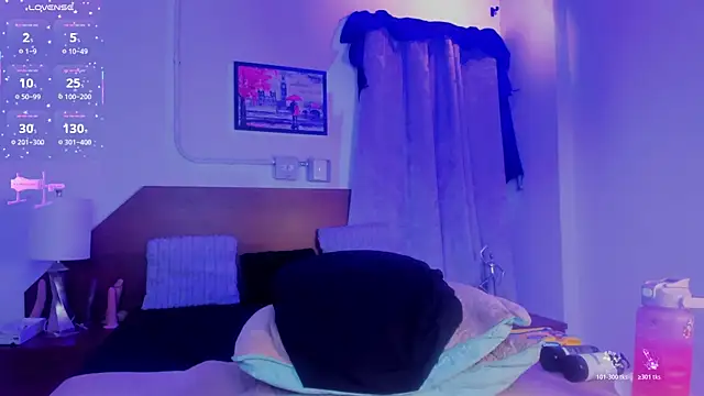 amanda29 online show from April 21, 2026, 1:42 am