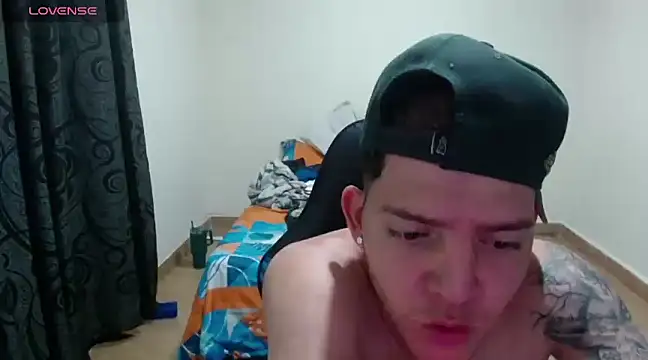 Dann Vargas online show from February 25, 2025, 2:03 am