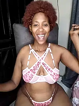 SexyCurvysxx69xx online show from February 21, 2025, 7:10 pm