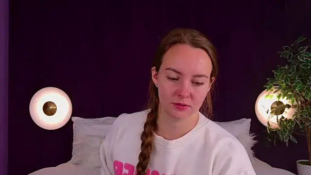 Snapshot of JaniceCollins chatting on October 7, 2025, 2:56 am JaniceCollins online show from October 7, 2025, 2:56 am