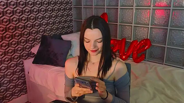 Snapshot of CaseyCraig chatting on February 13, 2025, 1:40 am CaseyCraig online show from February 13, 2025, 1:40 am