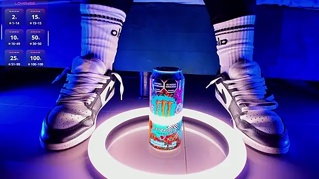 Snapshot of aleya_bliss chatting on October 10, 2025, 2:23 am aleya bliss online show from October 10, 2025, 2:23 am