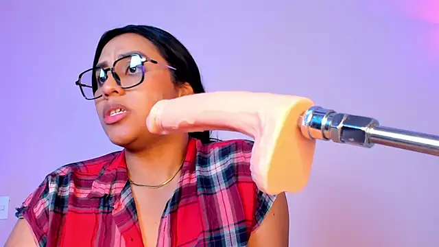 Snapshot of aleya_bliss chatting on February 19, 2025, 7:26 pm aleya bliss online show from February 19, 2025, 7:26 pm