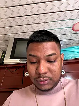 Saipadpuer30 online show from October 3, 2025, 12:50 pm