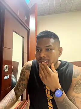 Saipadpuer30 online show from October 4, 2025, 5:09 am