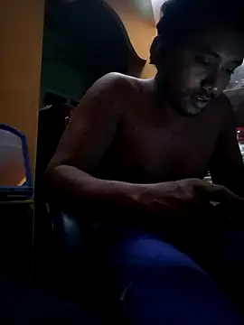 bigcock thick online show from October 16, 2025, 5:43 pm