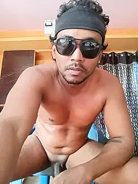 bigcock thick online show from April 13, 2026, 2:26 am