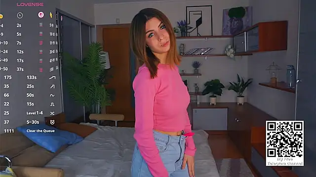 ErlinaBuoy online show from November 24, 2025, 6:35 am