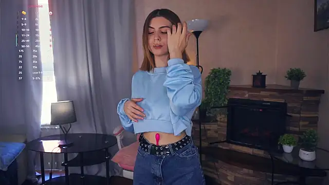 ErlinaBuoy online show from September 29, 2025, 5:14 am