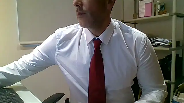 66MA69 online show from April 13, 2026, 6:12 pm