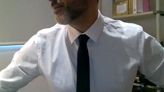 66MA69 online show from November 2, 2025, 9:36 am