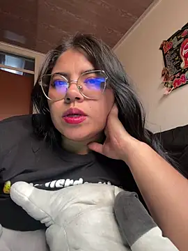 Snapshot of viccky_vick chatting on February 18, 2025, 8:47 pm viccky vick online show from February 18, 2025, 8:47 pm