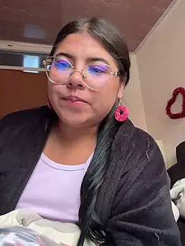 Snapshot of viccky_vick chatting on March 11, 2025, 5:13 pm viccky vick online show from March 11, 2025, 5:13 pm