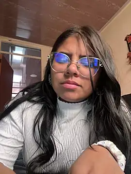 Snapshot of viccky_vick chatting on March 12, 2025, 9:03 pm viccky vick online show from March 12, 2025, 9:03 pm