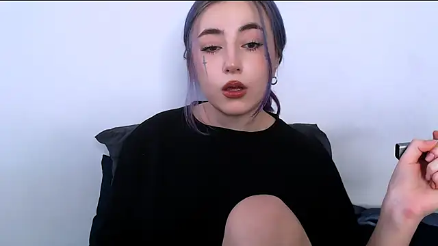 Snapshot of purplewitch chatting on November 1, 2025, 9:47 am purplewitch online show from November 1, 2025, 9:47 am