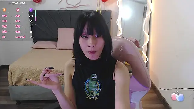 palmerfox tay online show from February 18, 2025, 10:36 pm