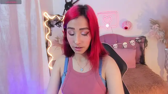 Snapshot of palmerfox_tay chatting on November 2, 2025, 3:33 am palmerfox tay online show from November 2, 2025, 3:33 am