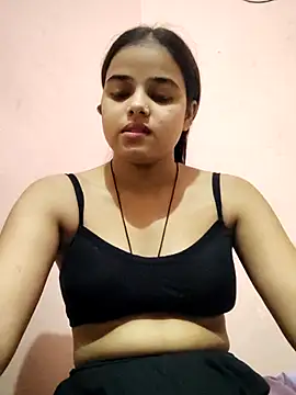 Snapshot of RAYI_123 chatting on October 7, 2025, 6:14 am RAYI 123 online show from October 7, 2025, 6:14 am