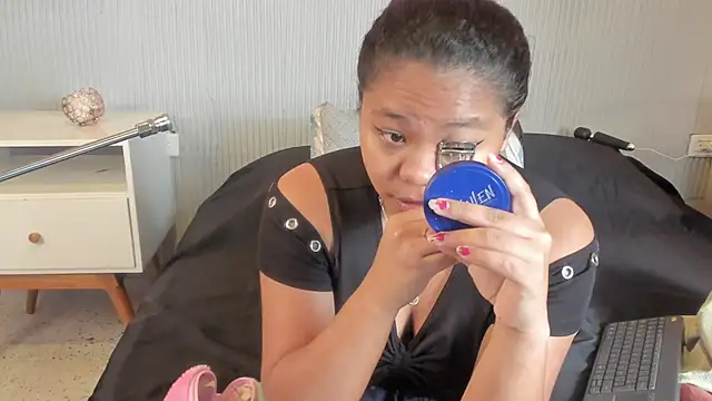 yeikafoxy online show from January 7, 2026, 11:04 am