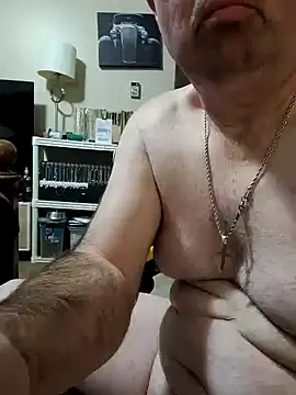 Snapshot of stubbydick3 chatting on October 15, 2025, 11:35 pm stubbydick3 online show from October 15, 2025, 11:35 pm