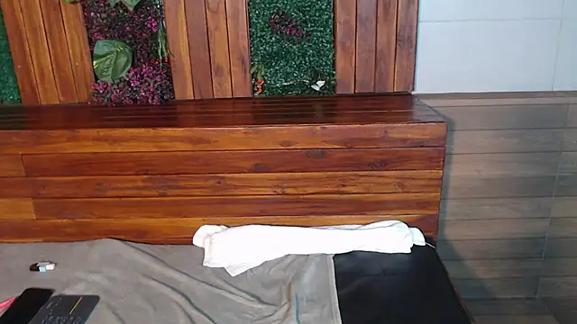 Alexa vandercloude online show from February 27, 2025, 3:05 pm