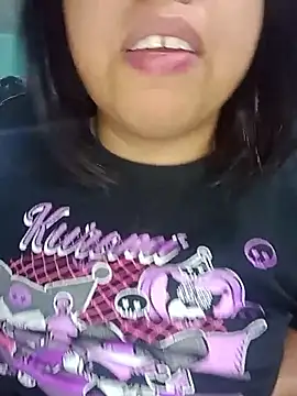 alexandraluv online show from October 1, 2025, 10:46 pm